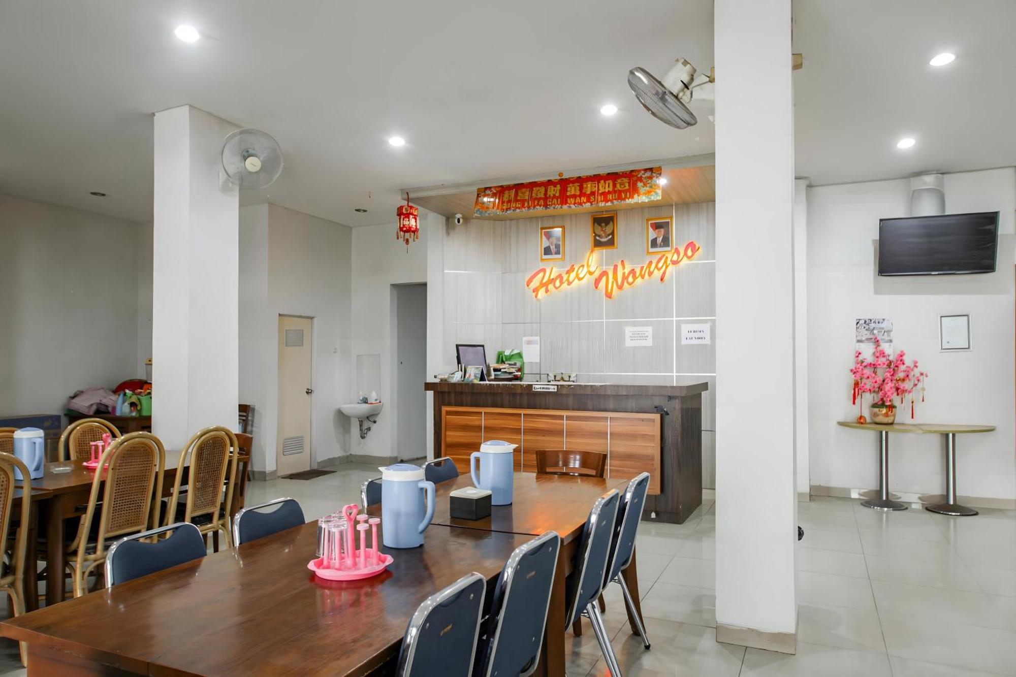 Capital O 93589 Hotel Wongso Syariah 팡칼피낭 외부 사진